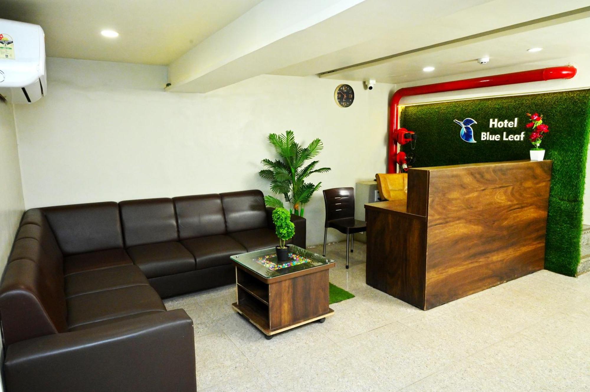 Hotel Blue Leaf Rajkot Exterior photo