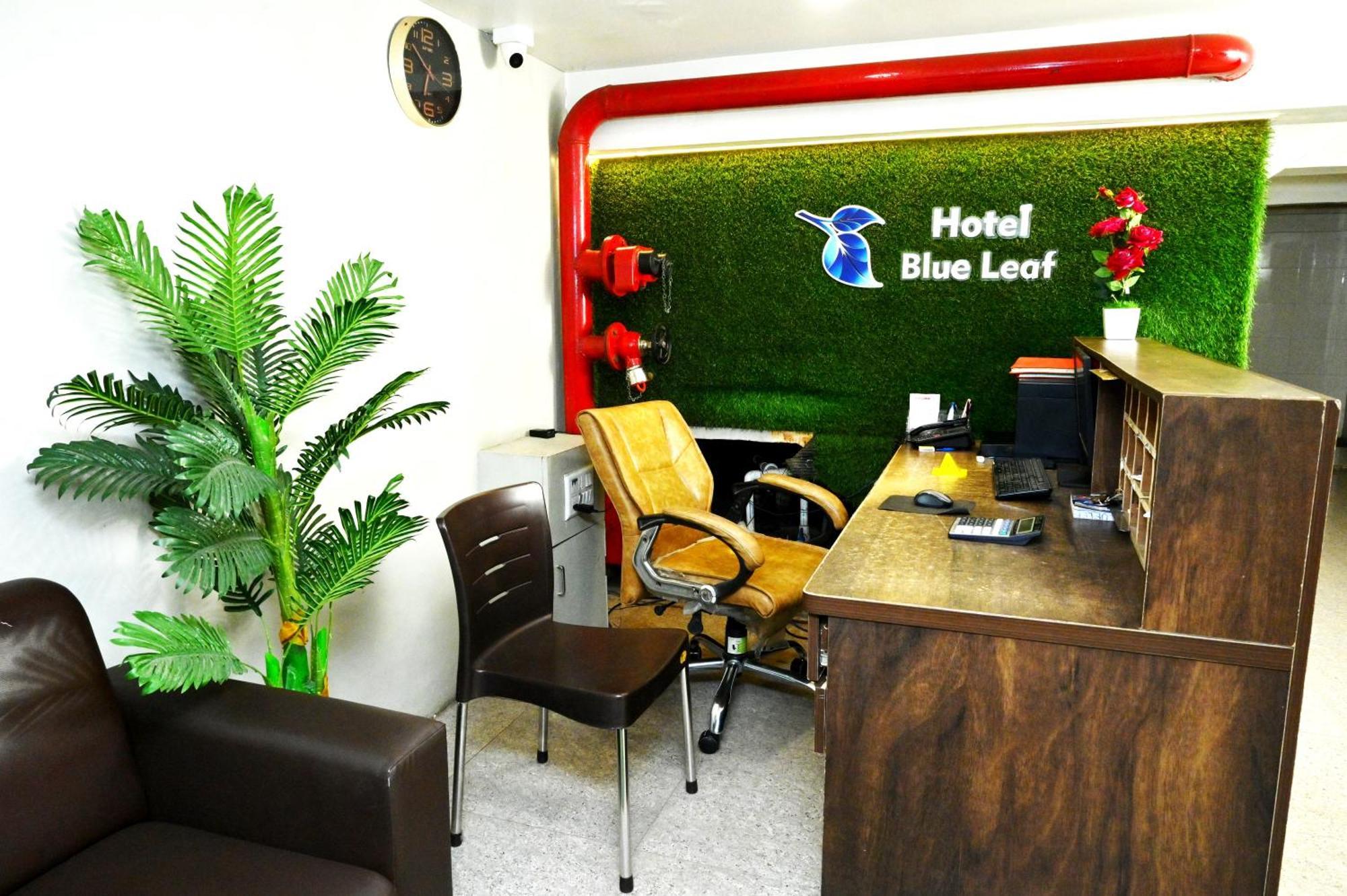 Hotel Blue Leaf Rajkot Exterior photo